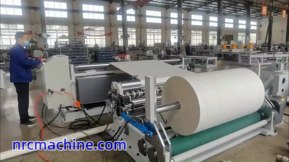 Hochpräzise Rollenverarbeitungsmaschinen für das Schneiden von Papier: Entwickelt für Spitzenleistungen von NRC MACHINE